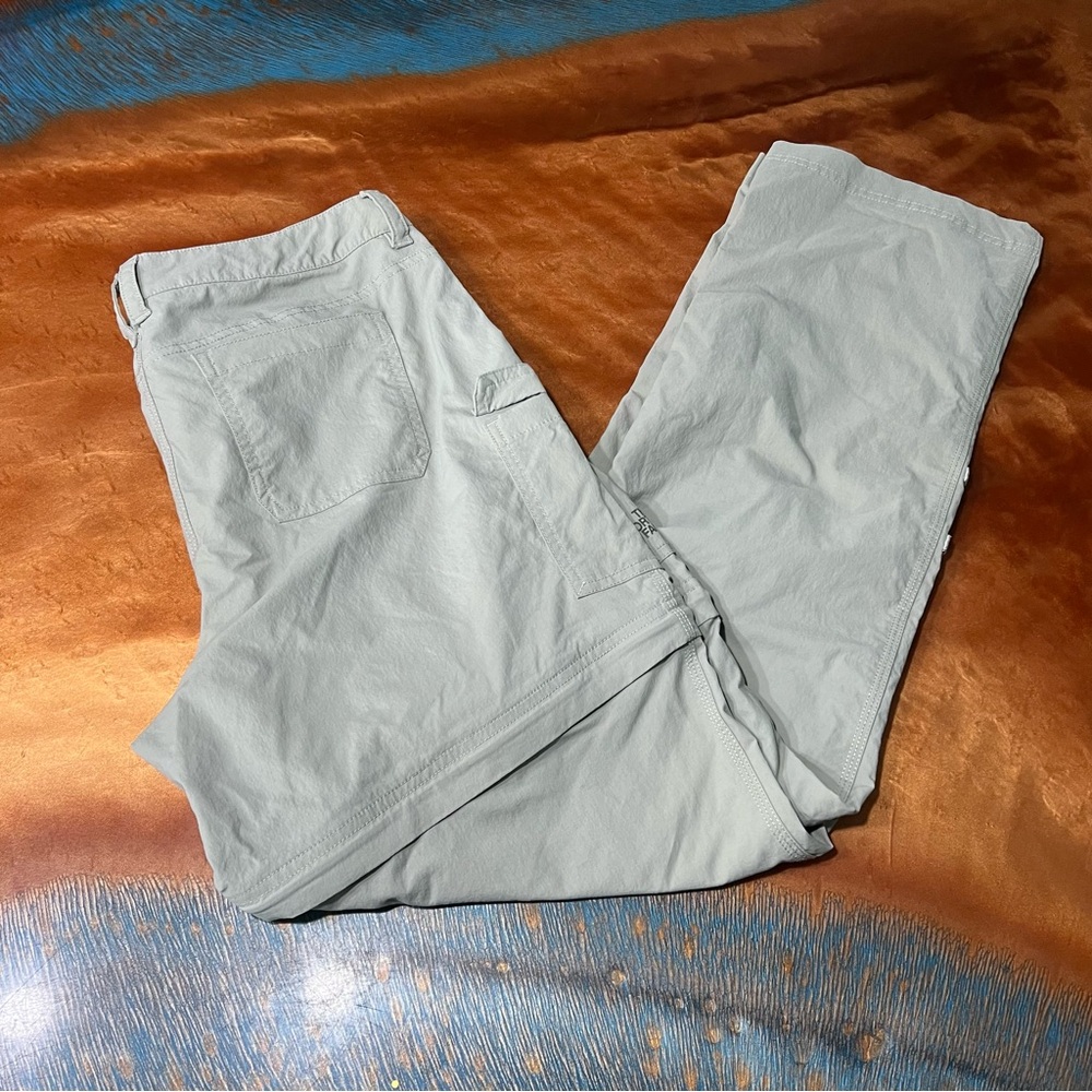 North Face convertible Hiking pants zip off shorts size 8 nylon